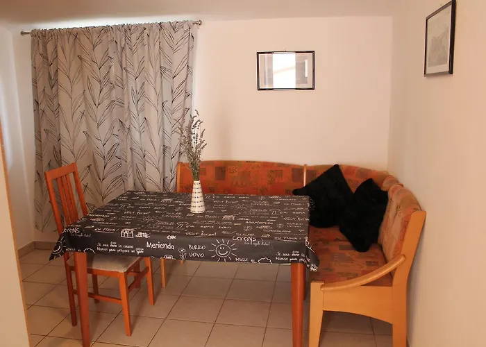 Ana Apartman Pula