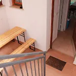 Ana *