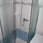 Ana * بولا
