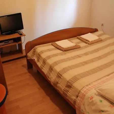 Ana Apartman *