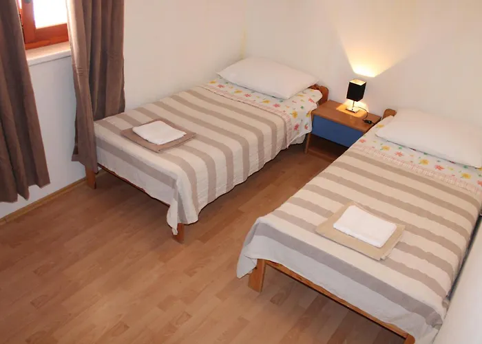 Ana Apartamento